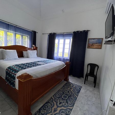 All Nations Guest House 安东尼奥港 外观 照片