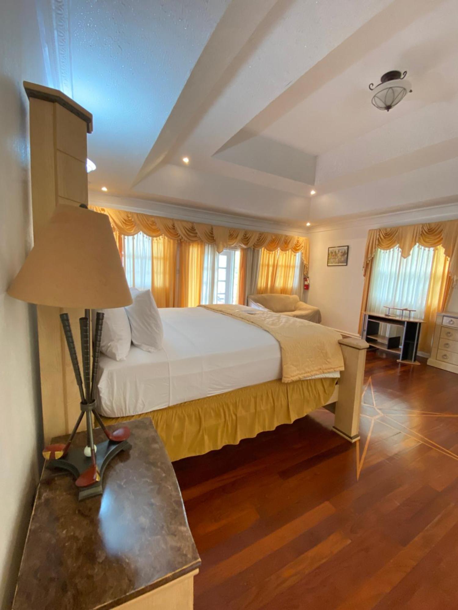 All Nations Guest House 安东尼奥港 外观 照片