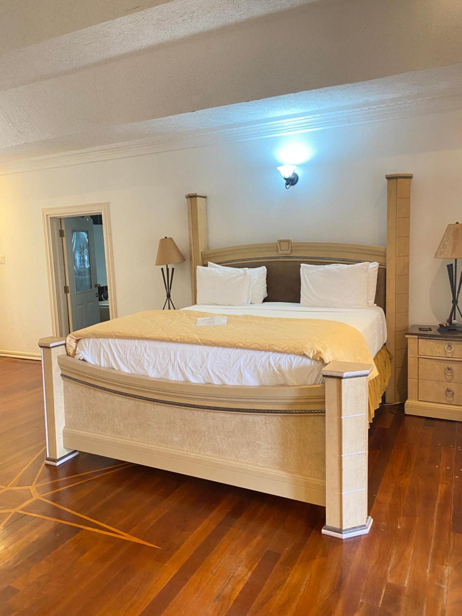 All Nations Guest House 安东尼奥港 外观 照片